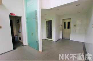 【ロビー】 | 建物の内部です