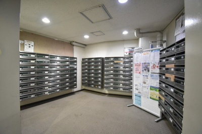 【その他共用部分】 | 妙蓮寺ハウスA棟 | 集合ポストです。