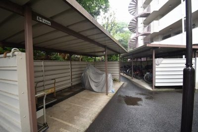 【その他共用部分】 | 妙蓮寺ハウスA棟 | バイク置場です。