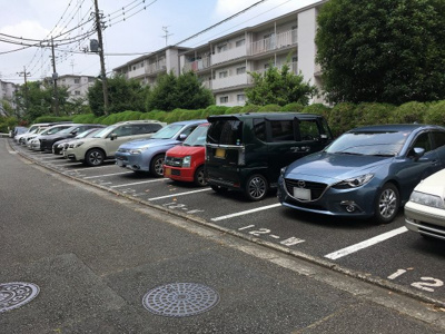 【駐車場】 | 宮前平グリーンハイツ30号棟 | 平置き駐車場