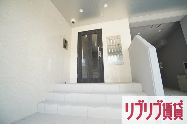 クラストガーデンⅢのエントランス