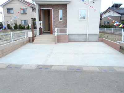 【駐車場】 | 久喜市　菖蒲町小林　全1棟　1号棟　46坪 | 車をお持ちの方に嬉しい駐車場付きの物件です。