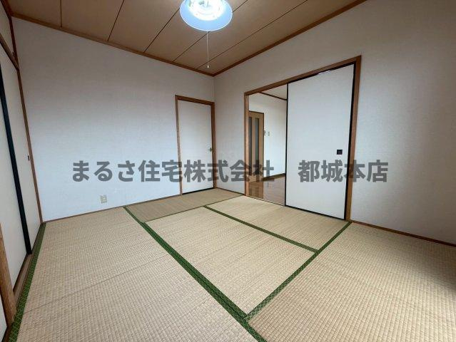 日の出マンションの和室