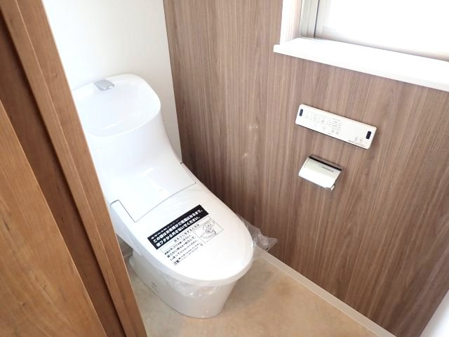 【トイレ】 | 高田屋久菱ビル | コンパクトで使いやすいトイレです