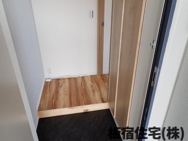 【玄関】 | 高田屋久菱ビル | 落ち着いた玄関です