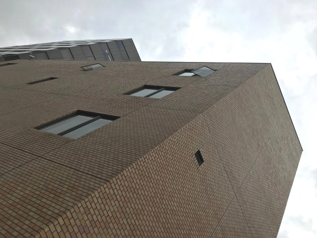 浜離宮建設プラザ別館の外観