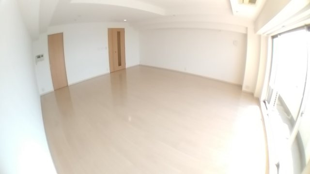 新宿区河田町の賃貸マンションの居間・リビング|同タイプ参照
