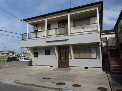【外観】 | セシールハイツ５号棟 | ワンフロアー１戸でお隣さんなし！