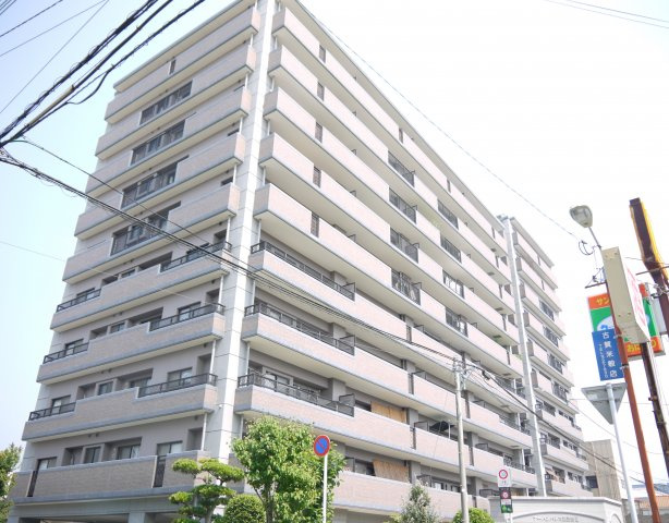 アーバンパレス諏訪野IIの外観