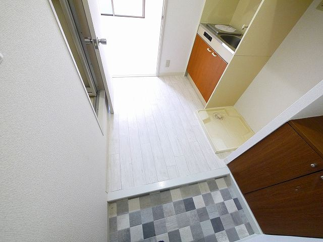 松谷ハイツの玄関|ゆったりとした玄関です