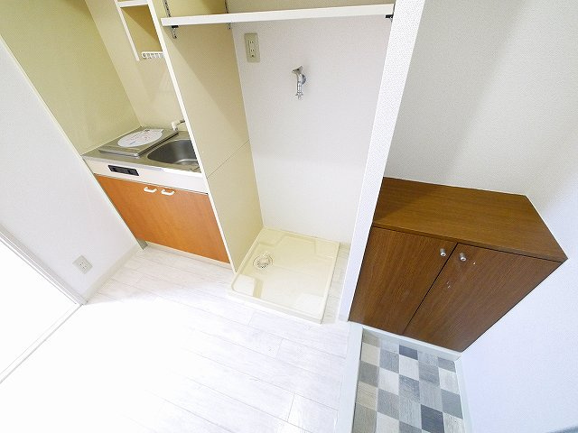 松谷ハイツの設備|室内洗濯機置き場