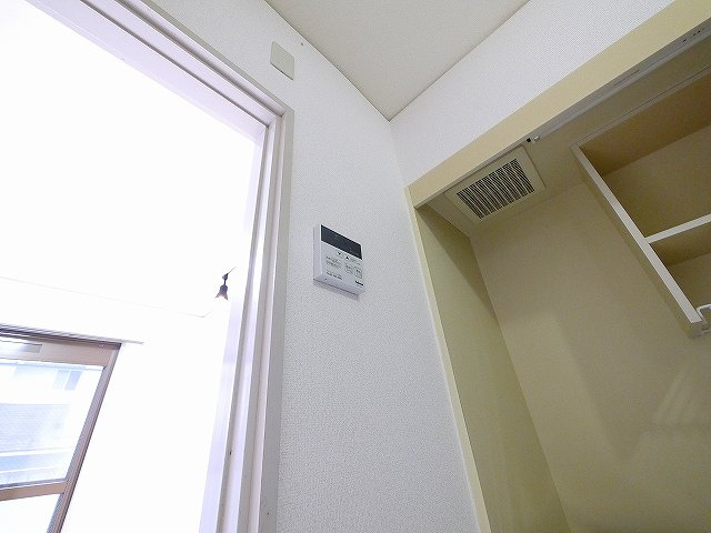 松谷ハイツの設備|給湯器