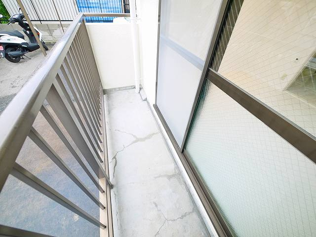 松谷ハイツのバルコニー|開放的で明るい空間を演出してくれるバルコニーです