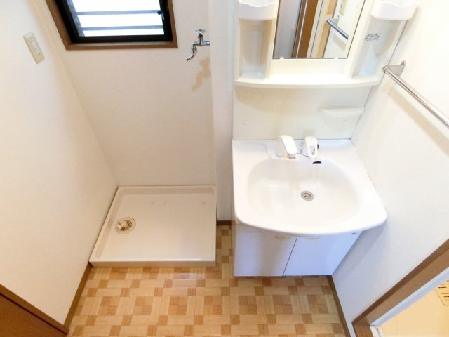 SNTハウスの洗面所