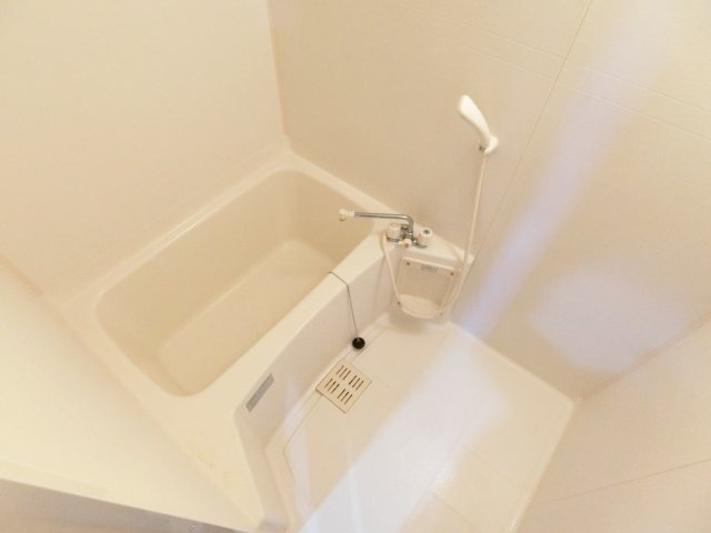 SNTハウスの浴室