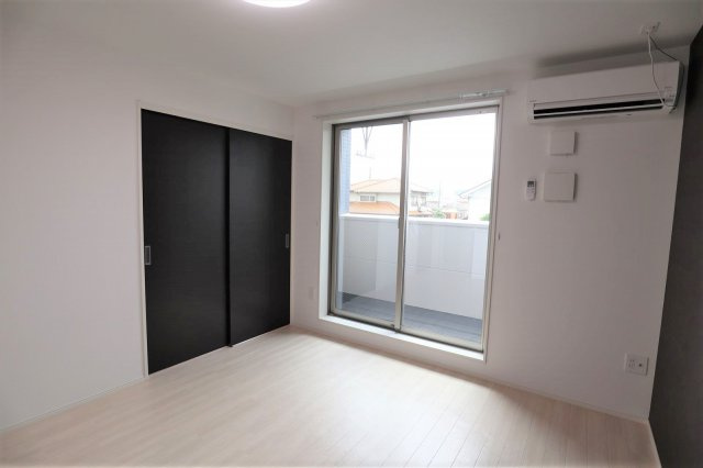 ムーンリバーBの居間・リビング