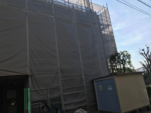 アロープラザ原宿の外観
