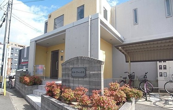 エル・フレックスの外観