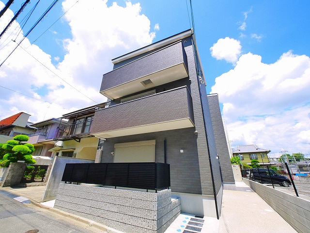 J.Qualior学園前（ジェイ・クオリア）