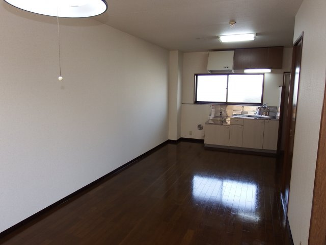 ラビットハウス白山Ⅱの洋室