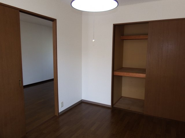 ラビットハウス白山Ⅱの洋室