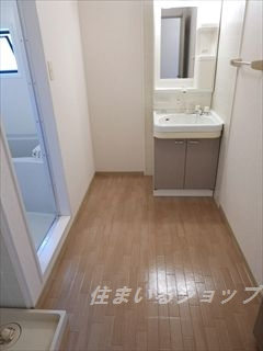広島市安佐北区亀山１丁目のアパートの洗面所|シャンプードレッサー