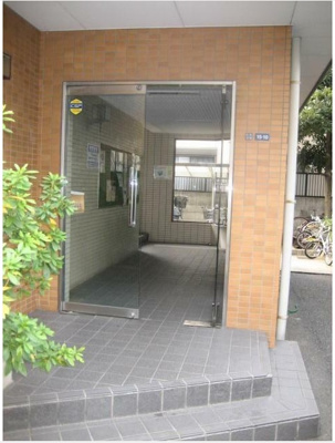 【エントランス】 | ジュネシオンSEVEN