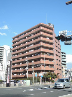 【外観】 | 横浜市営地下鉄ブルーライン「阪東橋」駅徒歩3分、京浜急行本線「黄金町」駅徒歩5分、JR京浜東北線・根岸線