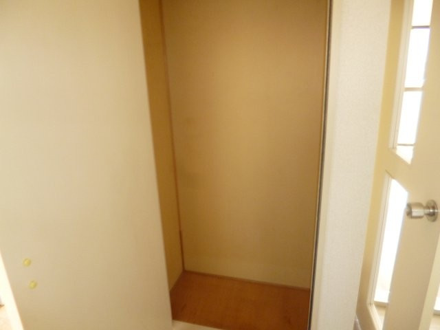 マイコート中庄の収納|廊下収納