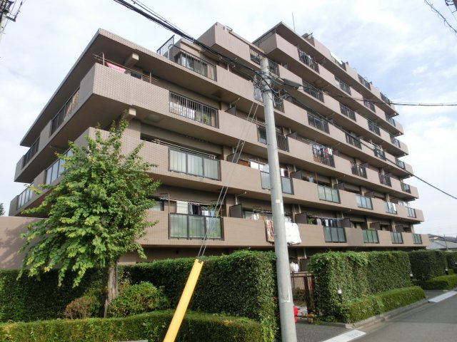 メイツ川越岸町の外観