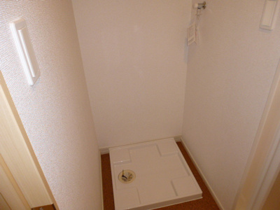 【その他】 | アルモニー倉敷Ⅲ | 洗濯機置き場