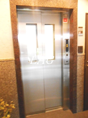 【その他共用部分】 | ＫＡＮＥ１００ＳＱＵＡＲＥＧＡＲＤＥＮ | エレベーターです。