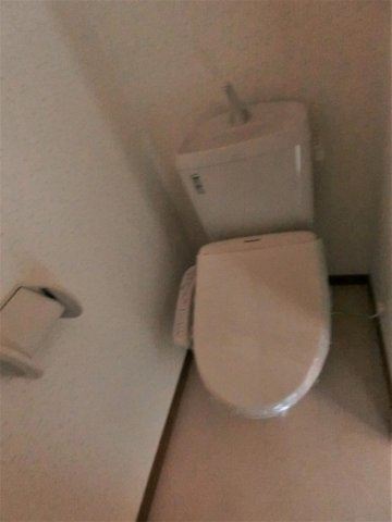 サンヴェール下永吉のトイレ