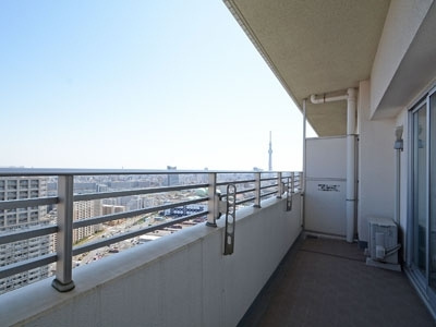 荒川区南千住４丁目の賃貸マンションのバルコニー
