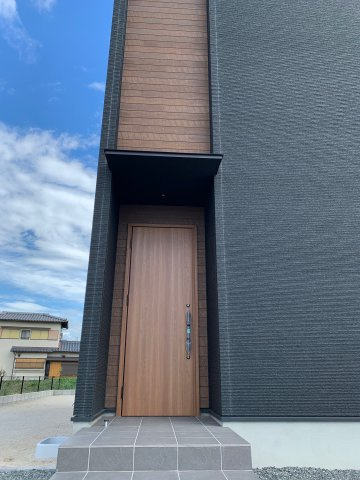 Calore大木町B号棟　建売の外観
