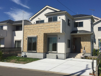 【外観：施工例】 | 龍ヶ崎市松ヶ丘3丁目3期　1号棟　ブルーミングガーデン | ◆『売ったり買ったり・住宅ローンのご相談・地域の情報・不動産に関すること』は、不動産のプロフェッショナル・センチュリー２１《大上エステート♪》へ！