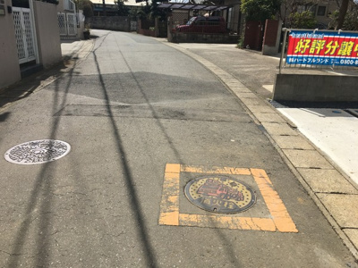 【前面道路含む現地写真】 | 取手市戸頭2期1号棟　限定特典☆最大100万☆ | 南東6ｍ前面道路!(^^)!車の出し入れが便利な幅です♪毎日の事だから便利です!(^^)!