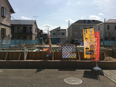 【外観】 | つくば市桜1期　1号棟　和モダン仕様 | 目の前は公園で桜の花が咲く頃は綺麗です!(^^)!スーパー・コンビニなど近くに有りとても便利な環境です!(^^)!