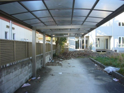 【駐車場】 | 梅園二丁目　大型中古戸建３階建