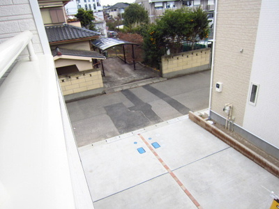 【駐車場】 | 取手市戸頭　第11　2号棟　限定特典☆ | ○カースペース２台分確保♪セカンドカーやお友達を呼ぶときに便利なので車好きのパパや駐車の苦手なママにも嬉しいですね。
