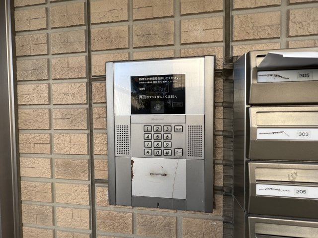 オッツセブンのエントランス|防犯面も安心なオートロック