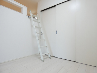 【内装】 | ミレニア栄生