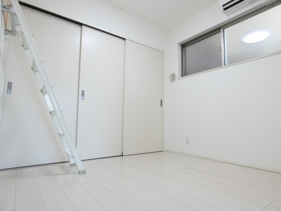 【寝室】 | ミレニア栄生