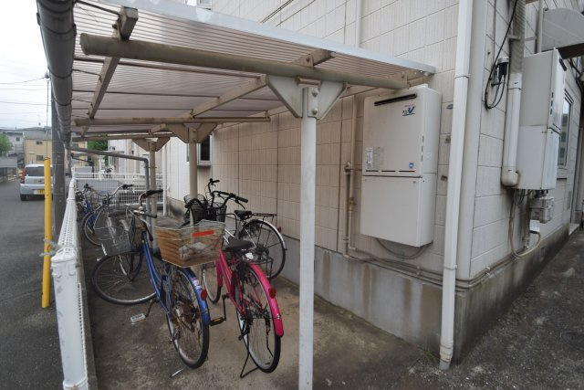 飛の台ハイツＡ・Ｂ棟のその他共用部分|自転車置き場あります