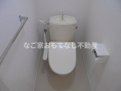 【トイレ】 | ノイ・ルミナス | ※別号室の写真です