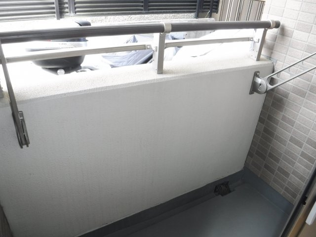 シャルム住吉のバルコニー