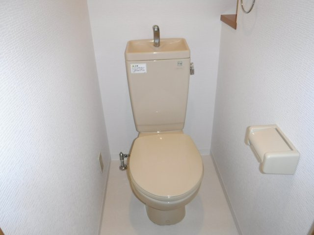 シャルム住吉のトイレ