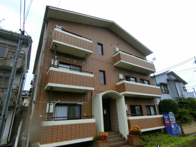クローバーハイツ喜志の外観