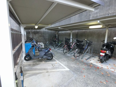 【その他共用部分】 | グリーンヒル宮前平 | バイク置場