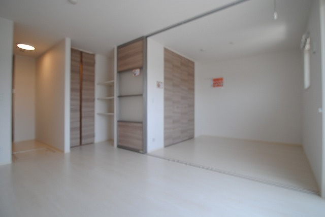 オッツ梅満の居間・リビング